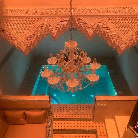 Super Riad Avec Piscine Interieure Marrakesh Exteriör bild
