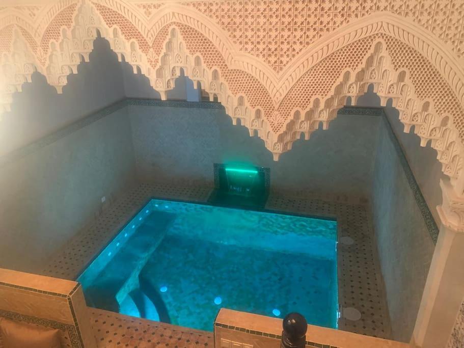 Super Riad Avec Piscine Interieure Marrakesh Exteriör bild